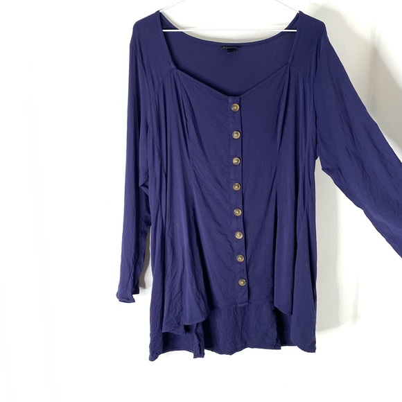 Torrid Navy Blue Button Fit And Flare Long Sleeve Blouse - Picture 2 of 7